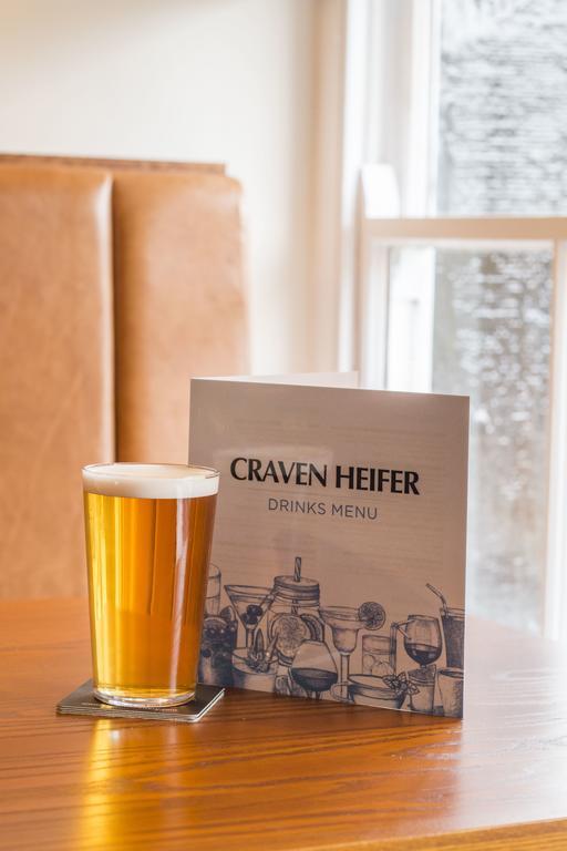 Craven Heifer Hotel Ingleton  Bagian luar foto